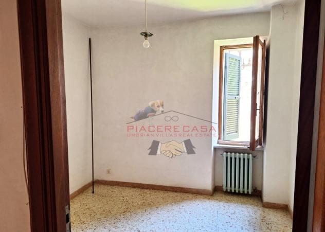 Orvieto centro - Appartamento da ristrutturare con giardino e locale rimessa - Foto 3
