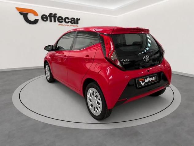TOYOTA Aygo Connect 1.0 VVT-i 72 CV 5 porte x-clusiv rif. 24063453 - Foto 4