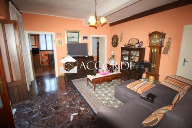 VILLA di 9 vani e di 380 mq (FOLLINA) rif. BI600_5 - Foto 2