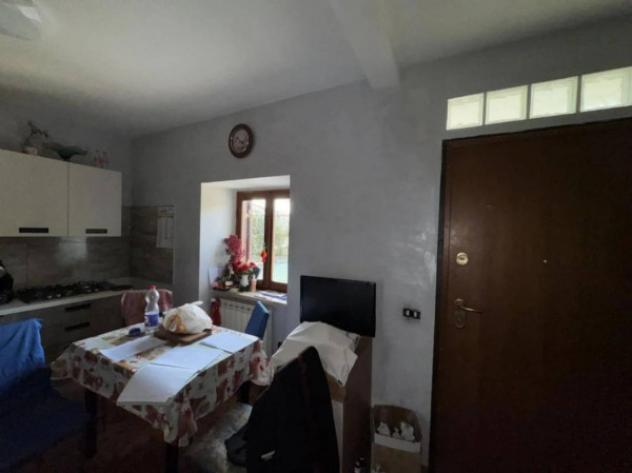 Immobile in asta di 158 m² con più di 5 locali in vendita a Tarano - Foto 2