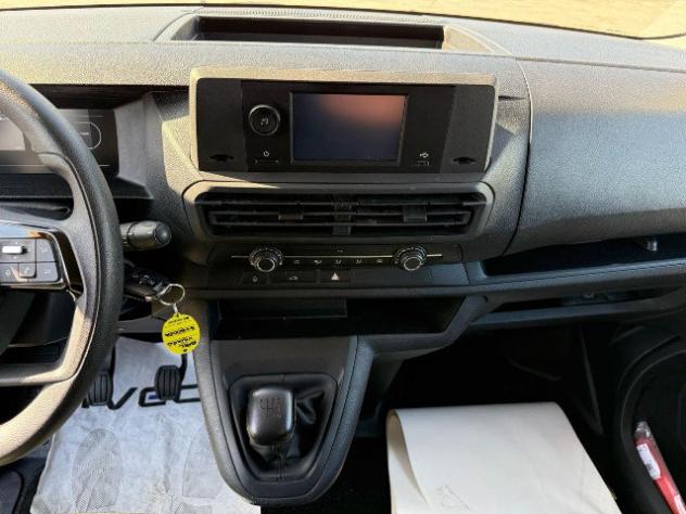 Opel VIVARO 2.0 145 L2H1 - Foto 4