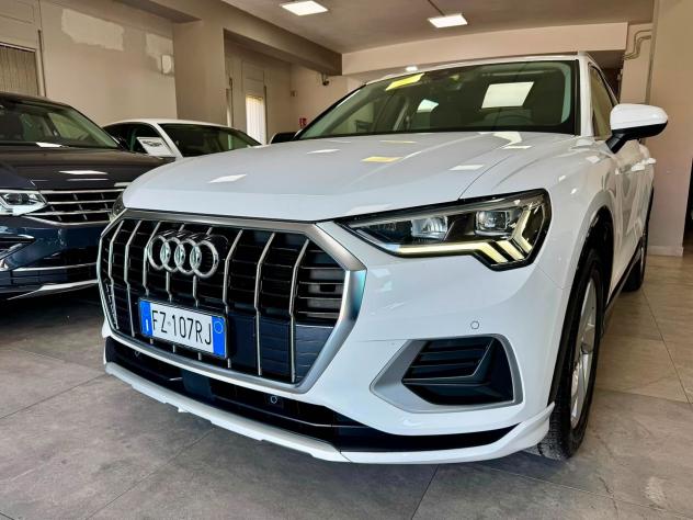 Audi Q3 35 2.0 TDI 150cv S tronic Advanced 12/2019 - Foto 3
