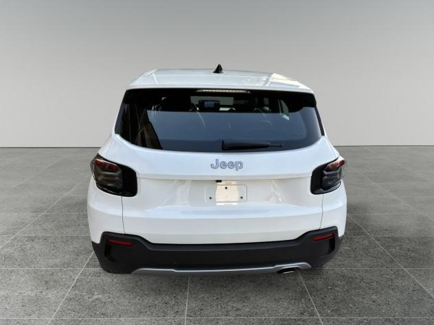 Jeep Avenger e-Hybrid 1.2 MHEV e-Hybrid Turbo Altitude - Foto 6