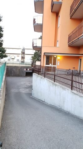 BOX 5 AUTO - MAGAZZINO 60mq - Dalmine centro - Foto 3