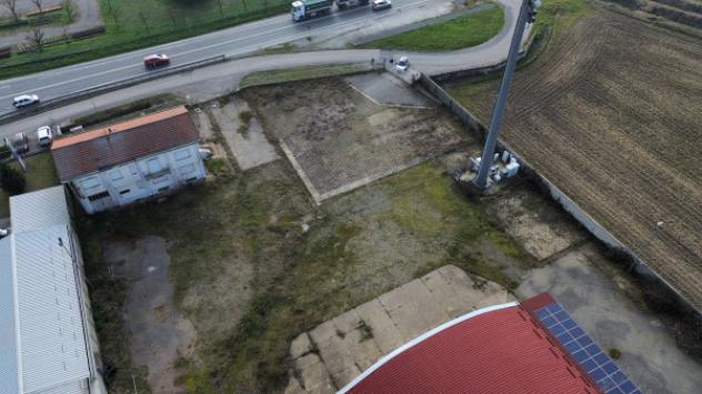 Immobile di 912 m² con 1 locale in vendita a Vercelli - Foto 4