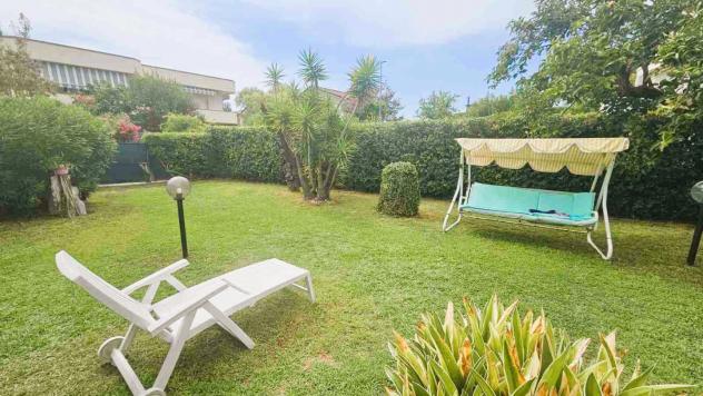 Appartamento in vendita a Marina di Massa - Massa 60 mq Rif: 1431155