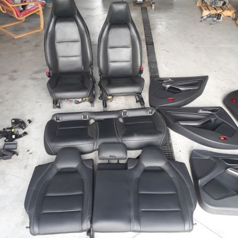 interni in pelle mercedes
