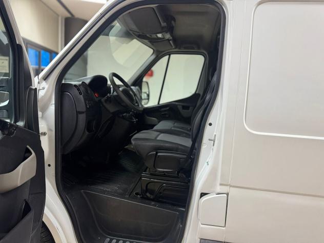 Renault Master T35 2.3 dCi/145 PM Cabinato Twin Turbo S&S - Foto 6