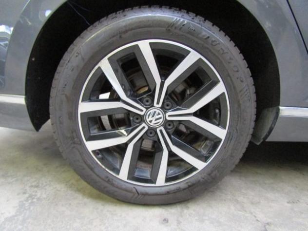 VOLKSWAGEN Passat Variant 2.0 TDi SCR Executive 4Motion DSG 4x4 140.000 KM rif. 23950022 - Foto 4