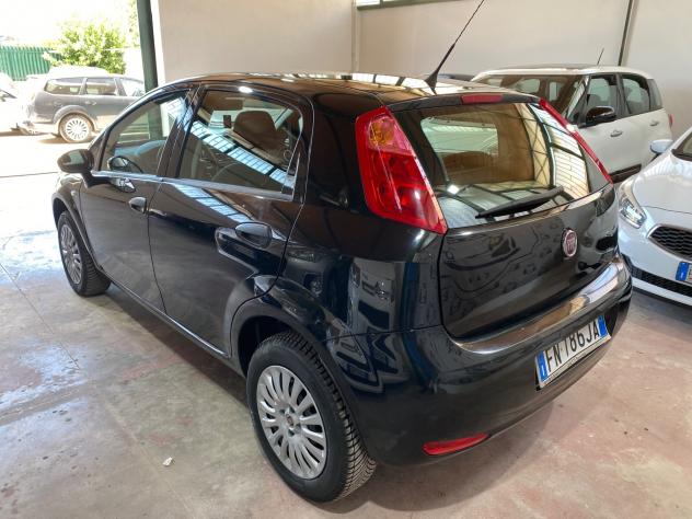 Fiat Punto 1.4 8V 5 porte Natural Power Street - Foto 6