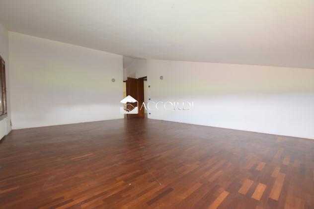 CASA INDIPENDENTE di 4 vani e di 600 mq (ASOLO) rif. LG49 - Foto 7