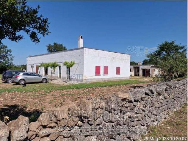 IMMOBILI-IMMOBILE RESIDENZIALE-Contrada Burgensatico