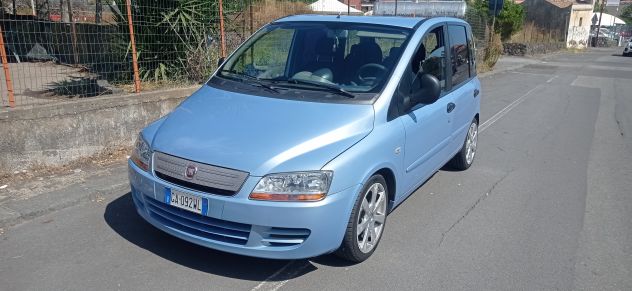 AUTISTA PERSONALE ACCOMPAGNATORE