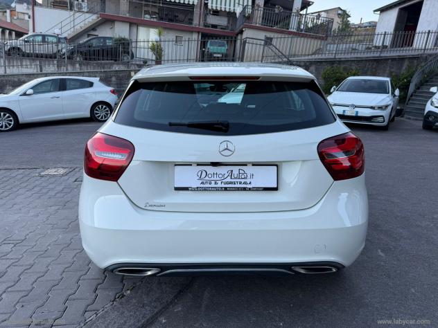 MERCEDES-BENZ A 180 d Premium - Foto 5