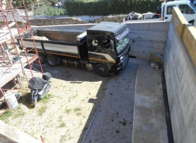 Immobile in asta di 230 m² con più di 5 locali in vendita a Saponara - Foto 10