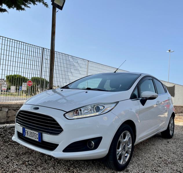 Ford Fiesta 1.4 5p. Bz.- GPL Titanium
