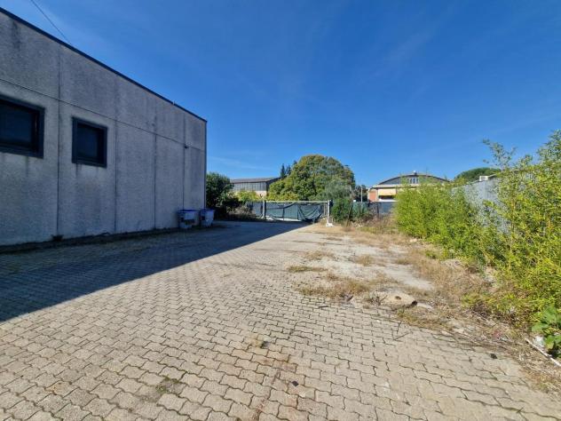 Capannone industriale in affitto a Signa 750 mq Rif: 1453147