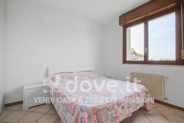 Appartamento di 102 m² con 3 locali e box auto in vendita a Lonate Pozzolo - Foto 7
