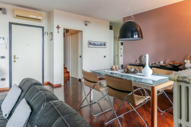 Attico / Mansarda di 164 m² con 5 locali e box auto doppio in vendita a Peschiera Borromeo - Foto 12