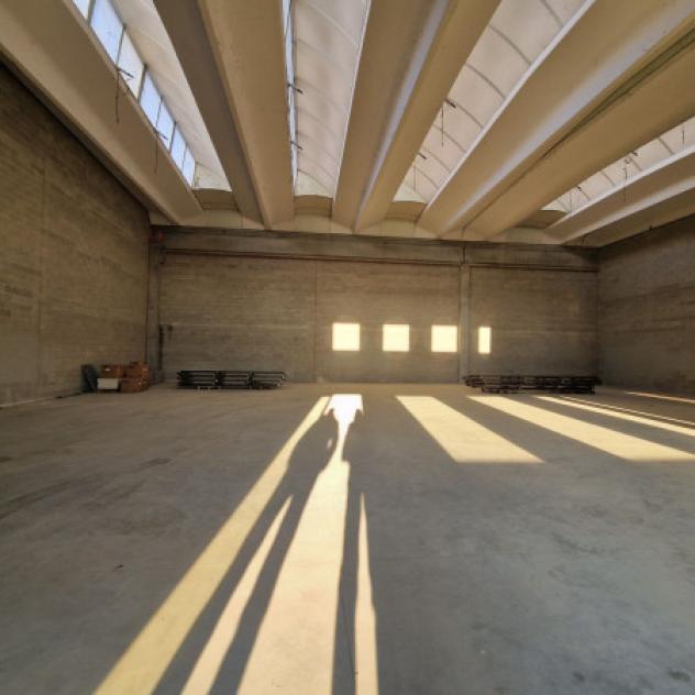 Immobile di 595 m² con 3 locali in affitto a Arese - Foto 6