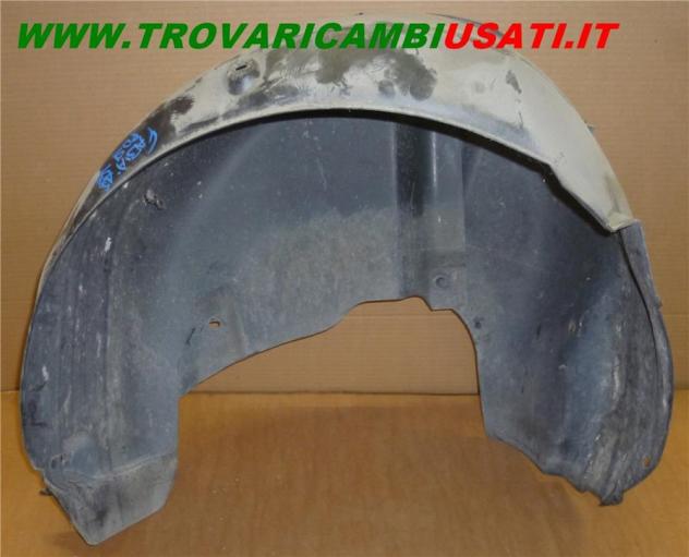 PARASASSI INT. PASSARUOTA POST. S. SKODA FABIA (NJ)  Carrozzeria  Lamierati esterni  Fiancate  Parasassi pass SKODA - FABIA - 01-02-2015 -