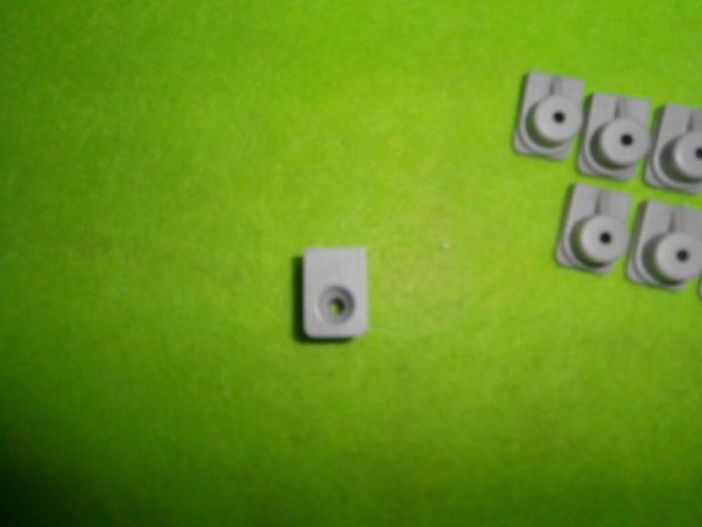 GANCETTI CLIP DI FISSAGGIO GRIGLIA MASCHERINA ANTERIORE FIAT 128 SPORT 3P S SL - Foto 4