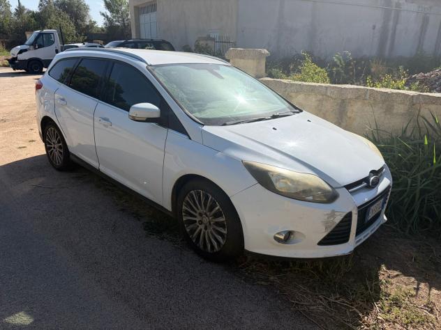 FORD FOCUS TITANIUM
