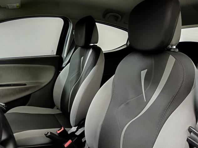 Lancia Ypsilon 1.2 BENZ/GPL GOLD OK NEOPATENTATI - Foto 8