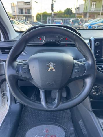 Peugeot 208 Active BlueHDi 75cv - Foto 7