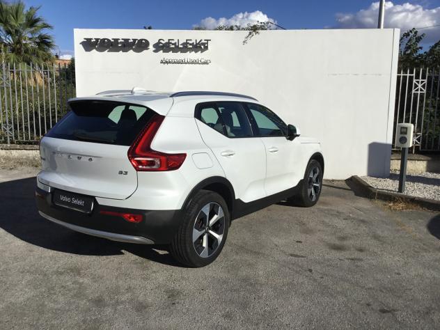 Volvo XC40 B3 automatico Core - Foto 3