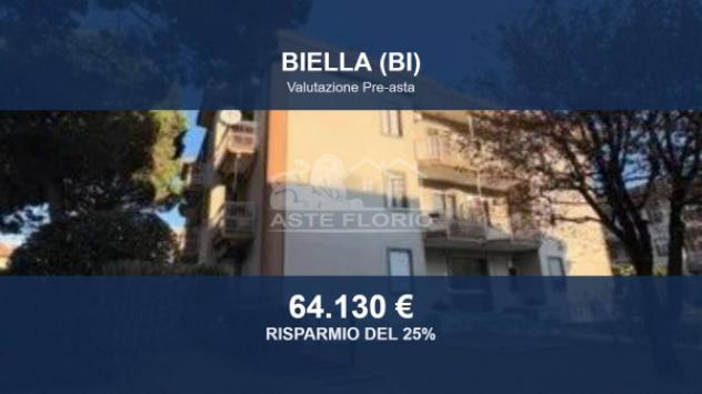 Immobile in asta di 181 m², box auto in vendita a Biella