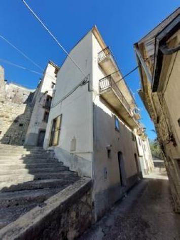 Porzione di casa in vendita a Civitaluparella