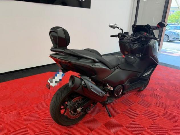 YAMAHA T-Max 560 TECH KAMO GARANZIA 2028 TAGLIANDATO rif. 23949445 - Foto 3
