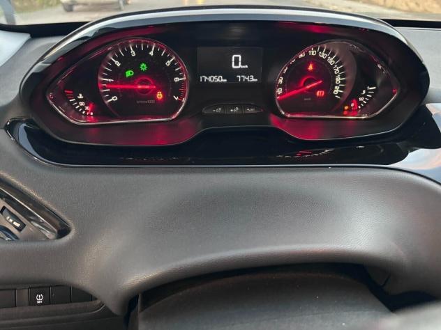 Peugeot 208 1.4 VTi 95 CV 5p. GPL Allure - Foto 9