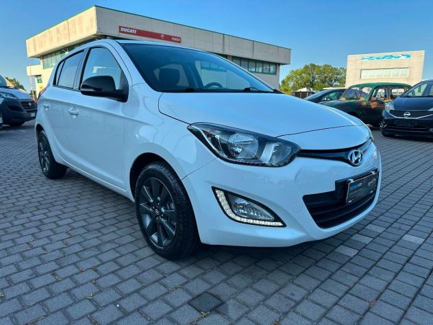 HYUNDAI - i20 - 1.2 5p. Go! Brasil - Foto 2