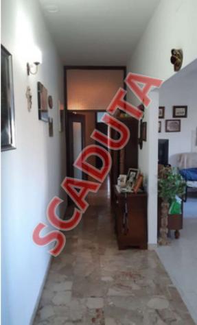 Immobile in asta di 104 m², box auto in vendita a Collazzone