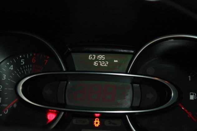 Renault Clio 1.2 75CV 5 porte Zen - Foto 9