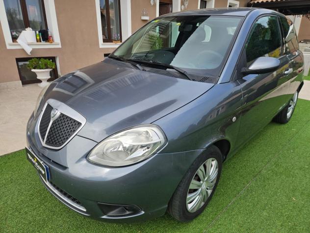Lancia Ypsilon 1.2 Oro - Foto 2