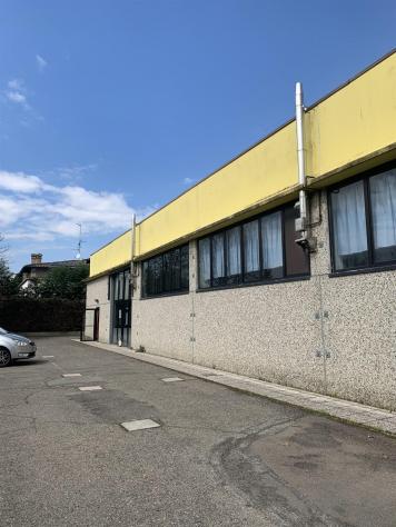 Crevalcore (BO) - Vendesi capannone commerciale a reddito - Foto 2