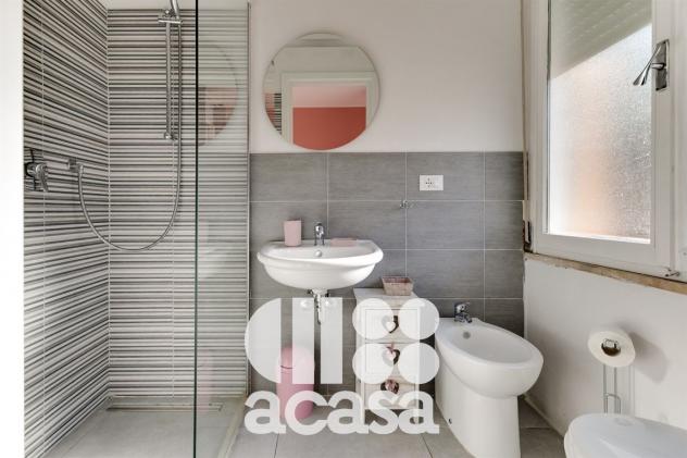 BELLISSIMO APPARTAMENTO CON 3 CAMERE DA LETTO - Foto 9