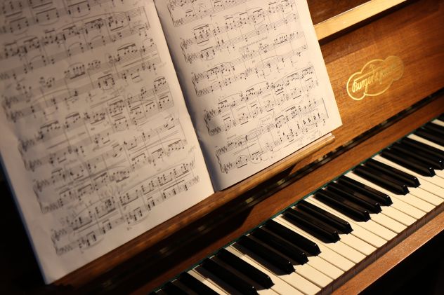 Musica funerale Alba