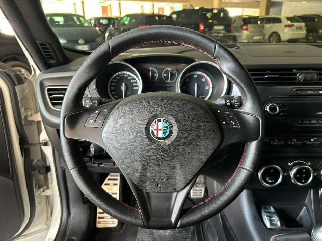 Alfa Romeo Giulietta Giulietta 2.0 jtdm(2) Exclusive 170cv tct - Foto 9