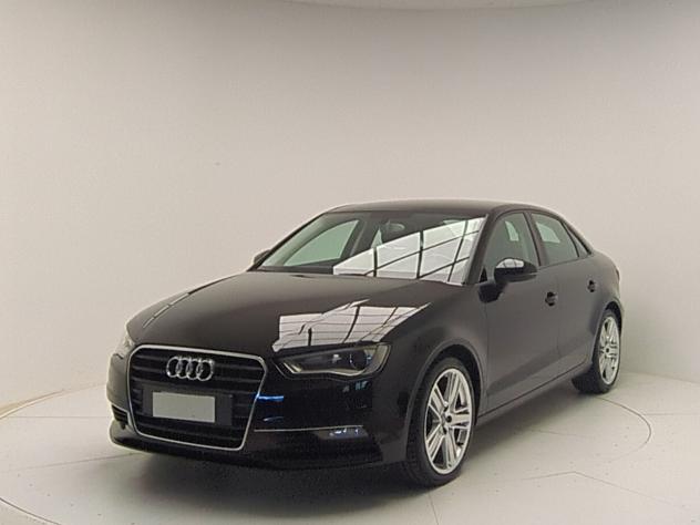Audi A3 1.6 TDI sedan diesel ambiente - Foto 3