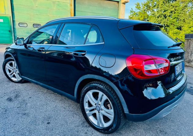 Mercedes-benz GLA 200 d Premium - Foto 6