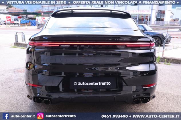Porsche Cayenne Coupè 3.0 V6 Coupè E-Hybrid Black Edition Sport Design - Foto 6