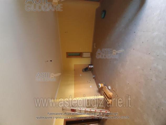 IMMOBILI-IMMOBILE RESIDENZIALE-Via Romania n. 12 - Foto 5