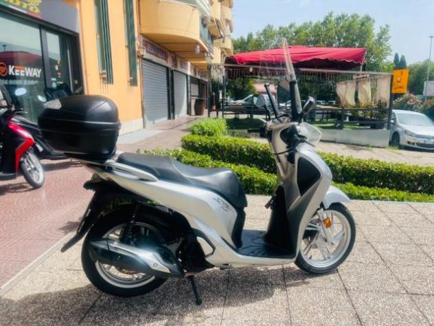 HONDA SH 150 TUTTO INCLUSO ANCHE PASSAGGIO! MINI RATE rif. 24000251 - Foto 9