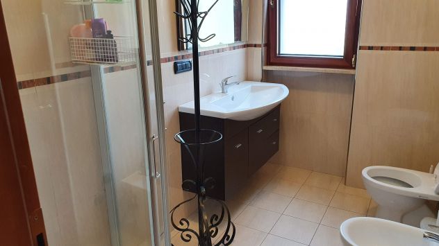 3 camere per studentesse (Zona Obelisco/Porta Napoli) - Foto 4