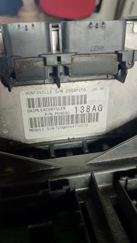 Jeep Grand Cherokee 3° serie centralina fusibili cod. 04692114ac - Foto 3