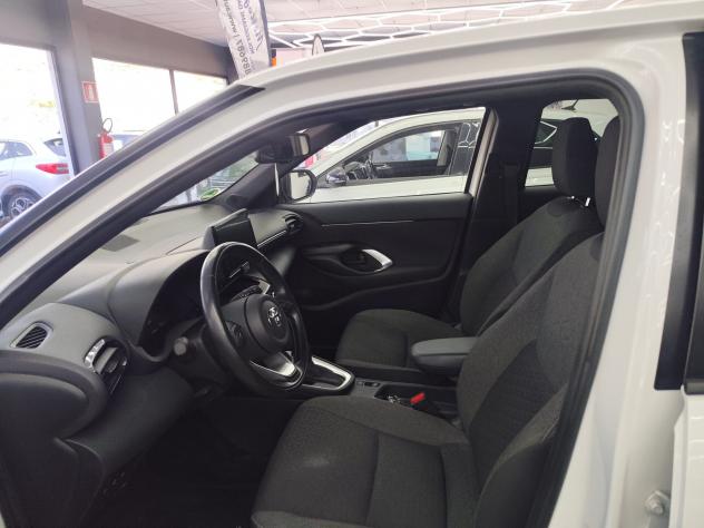 Toyota Yaris Cross 1.5 Hybrid 5p. E-CVT Lounge - Foto 8